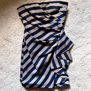 BCBG Maxazria Navy/Tan Striped Strapless Dress - Size 6